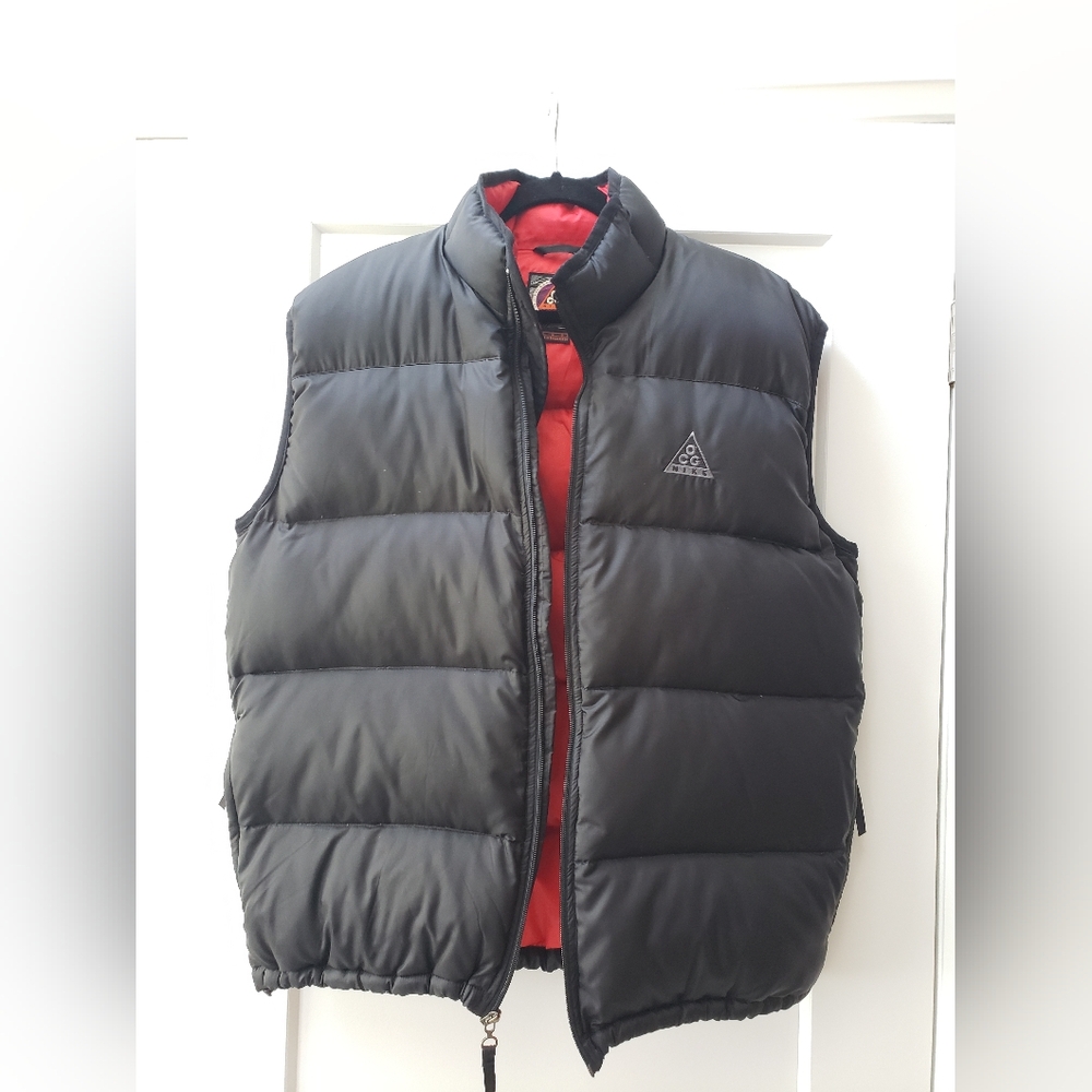 Vintage 90s NIKE ACG FullZip Goose Down Black Vest Jacket Size Large Man’s Rare!
